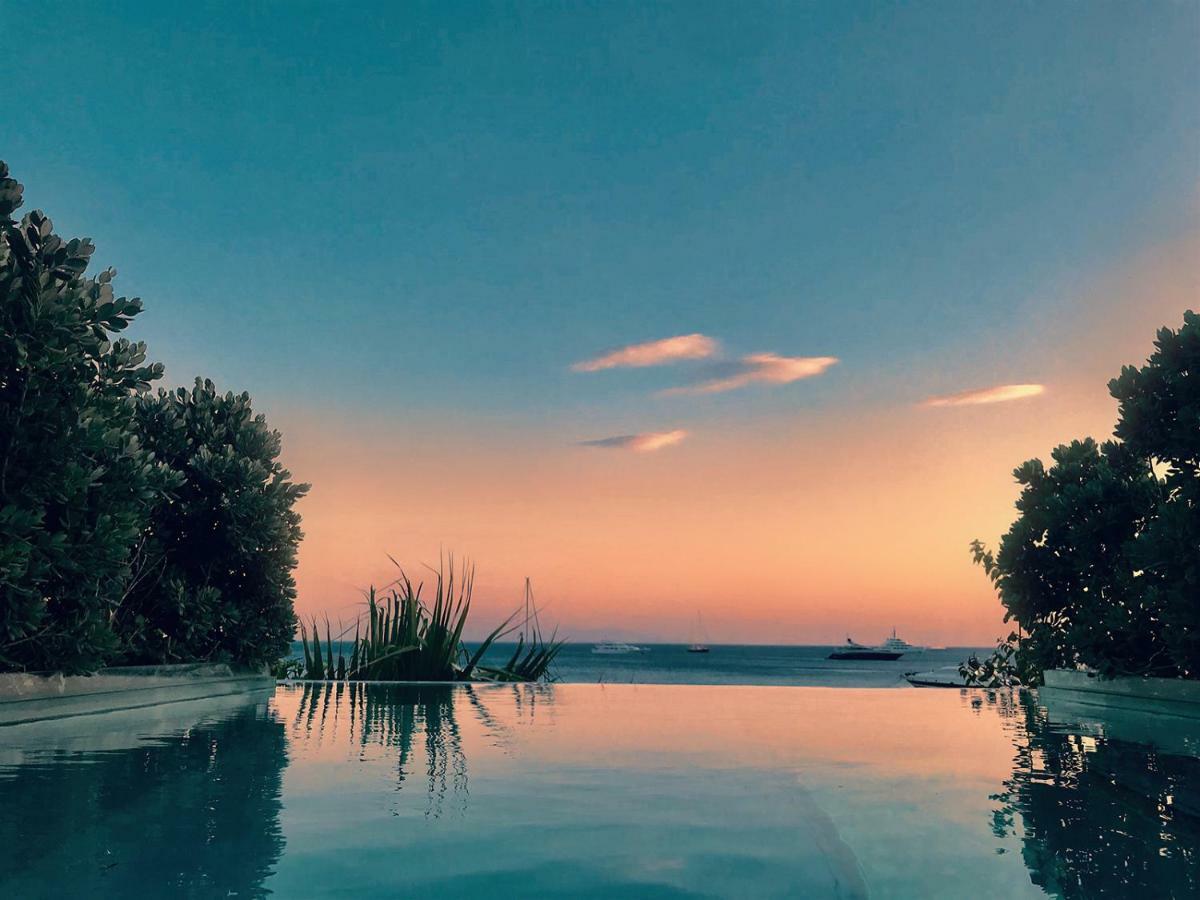 Mykonos Dove Beachfront Hotel Platys Gialos  Bagian luar foto